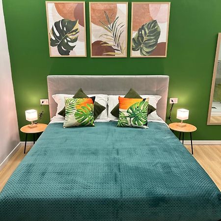Vomero Suite And Deluxe Room B&B Napoli Екстериор снимка