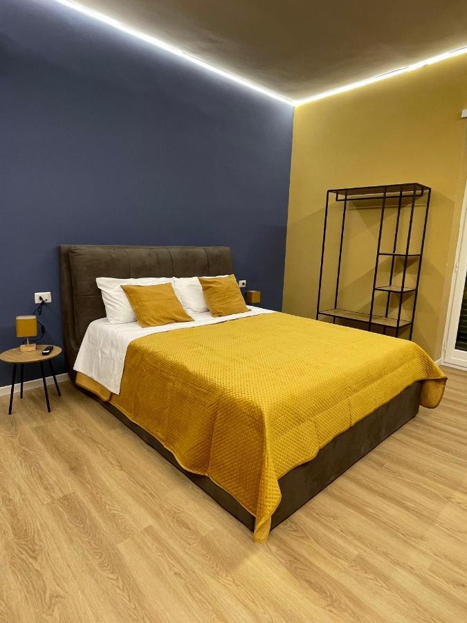 Vomero Suite And Deluxe Room B&B Napoli Екстериор снимка