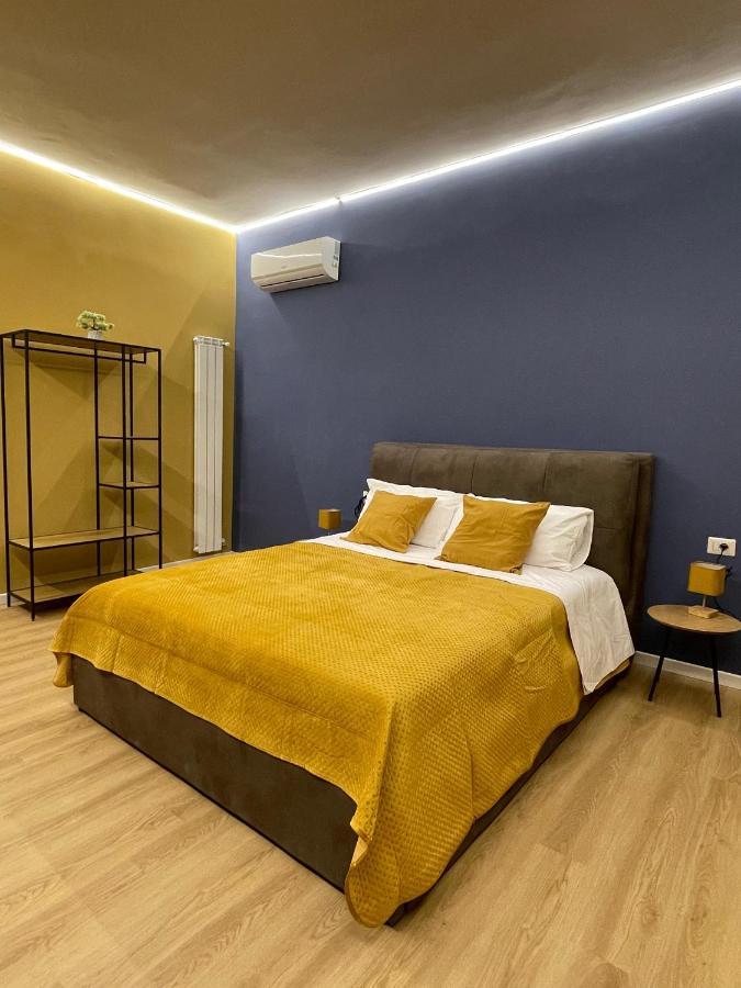 Vomero Suite And Deluxe Room B&B Napoli Екстериор снимка