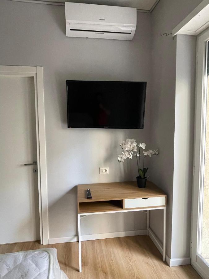 Vomero Suite And Deluxe Room B&B Napoli Екстериор снимка