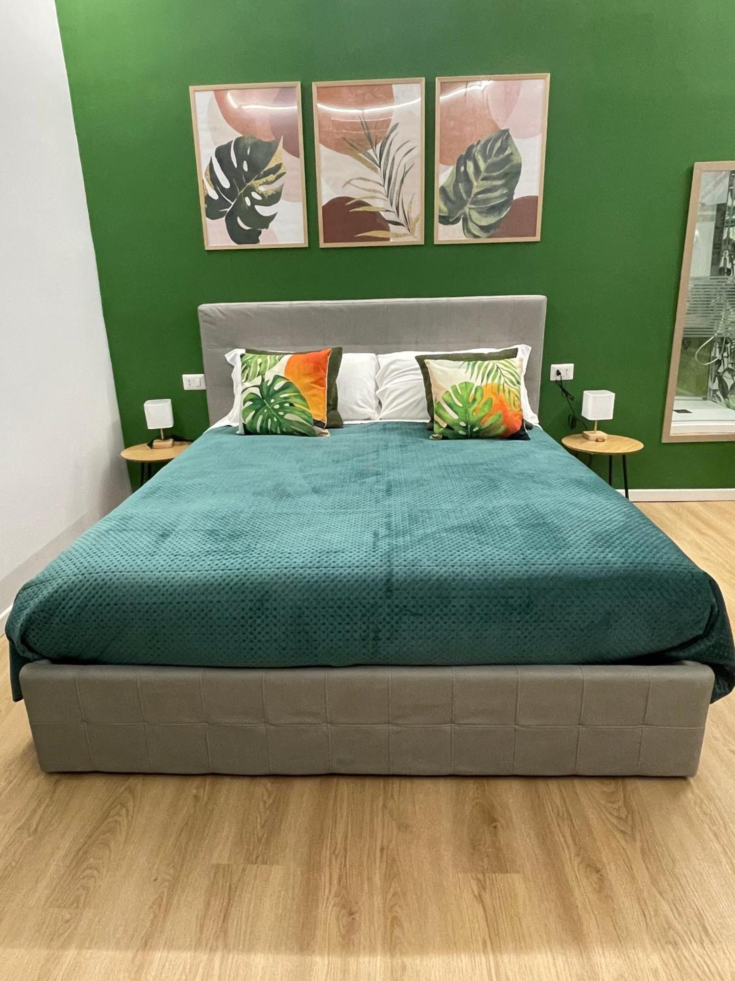 Vomero Suite And Deluxe Room B&B Napoli Екстериор снимка
